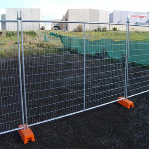 Temporary fence panels